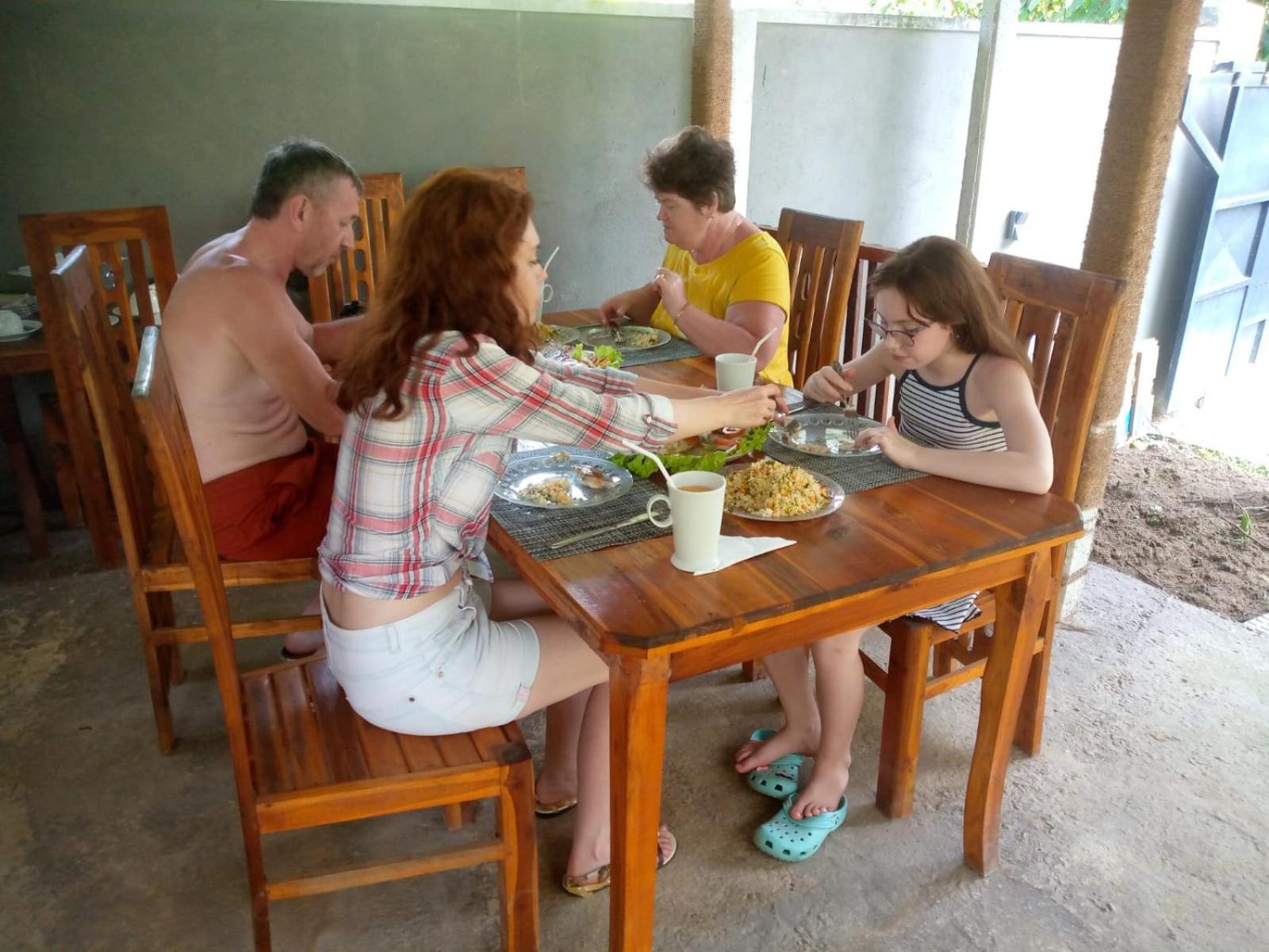 Inn Sea Horizon Ahungalla Kültér fotó